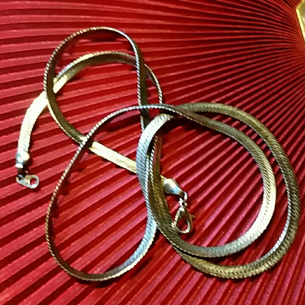 SILVER TONE METAL